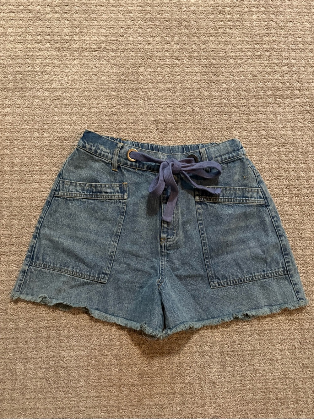 Talulah Frayed State Denim Shorts :: MEDIUM :: NWOT